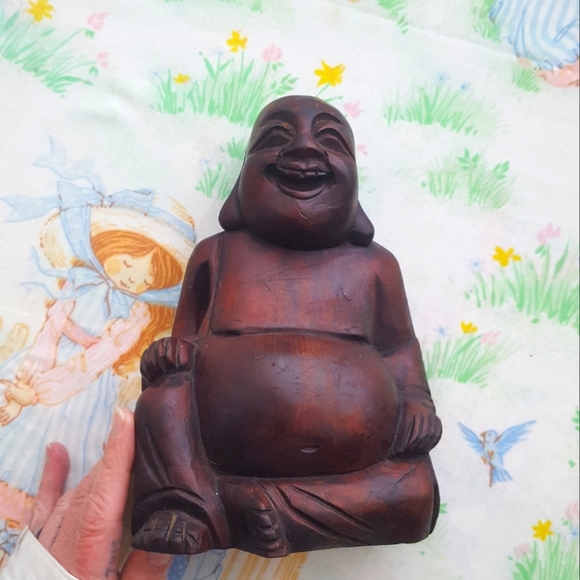 Camphor Wood Buddha Hand Carved Statue - Picture 3 of 10